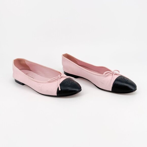 Chanel CC Cap Toe Ballet Flats Size 40 C US 9-9.5 Pink Black Two Tone Logo Bow - Picture 1 of 15